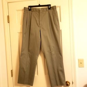 L.L. Bean olive green mens dress pants 35×29